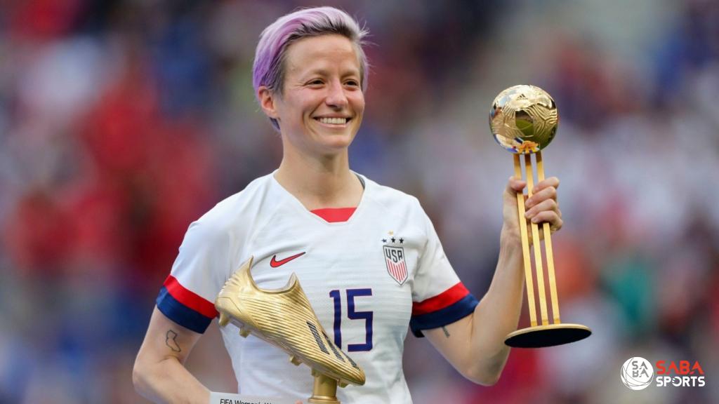 Megan Rapinoe nhận danh hiệu “Chiếc giày vàng” và “Quả bóng vàng" tại World Cup 2019