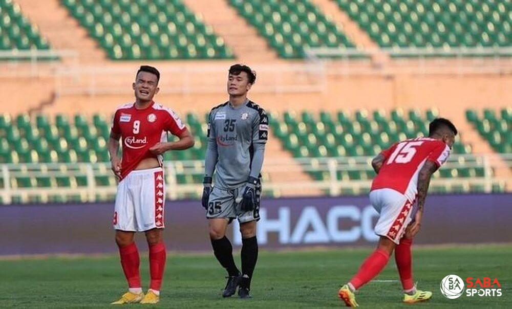 Do Thanh Thắng chấn thương nên Bùi Tiến Dũng đã được lên bắt chính