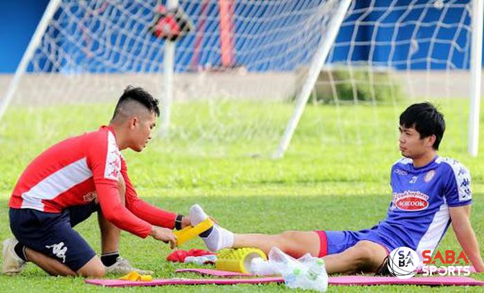 Vào tháng 8, Công Phượng cũng từng gặp chấn thương ở gót chân nhưng đã nhanh chóng hồi phục