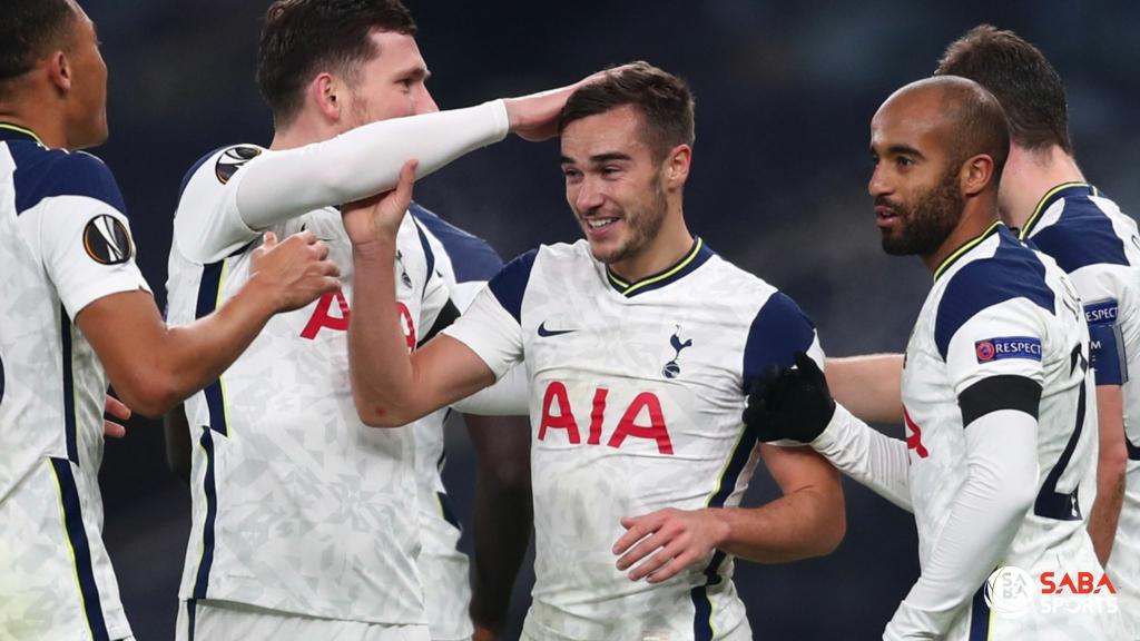 Harry Winks nhận được sự khen ngợi sau tuyệt phẩm ở phút thứ 63