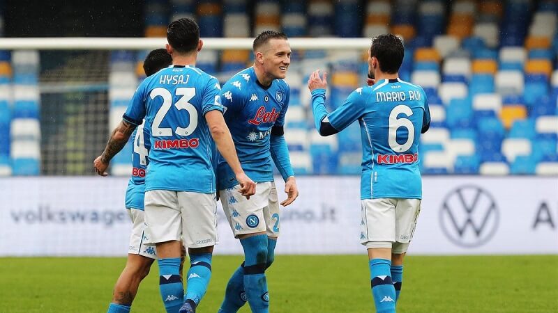 Napoli vẫn còn nhiều cơ hội giành suất dự Champions League. (Ảnh: Eurosport)