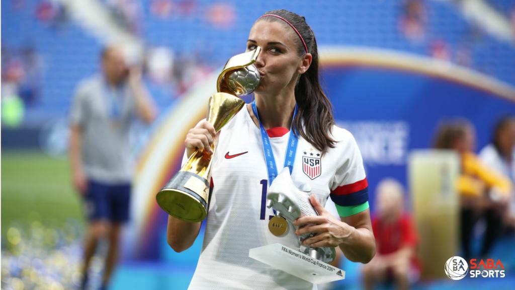 Tuyển thủ Alex Morgan sẽ không tham dự cùng tuyển Mỹ