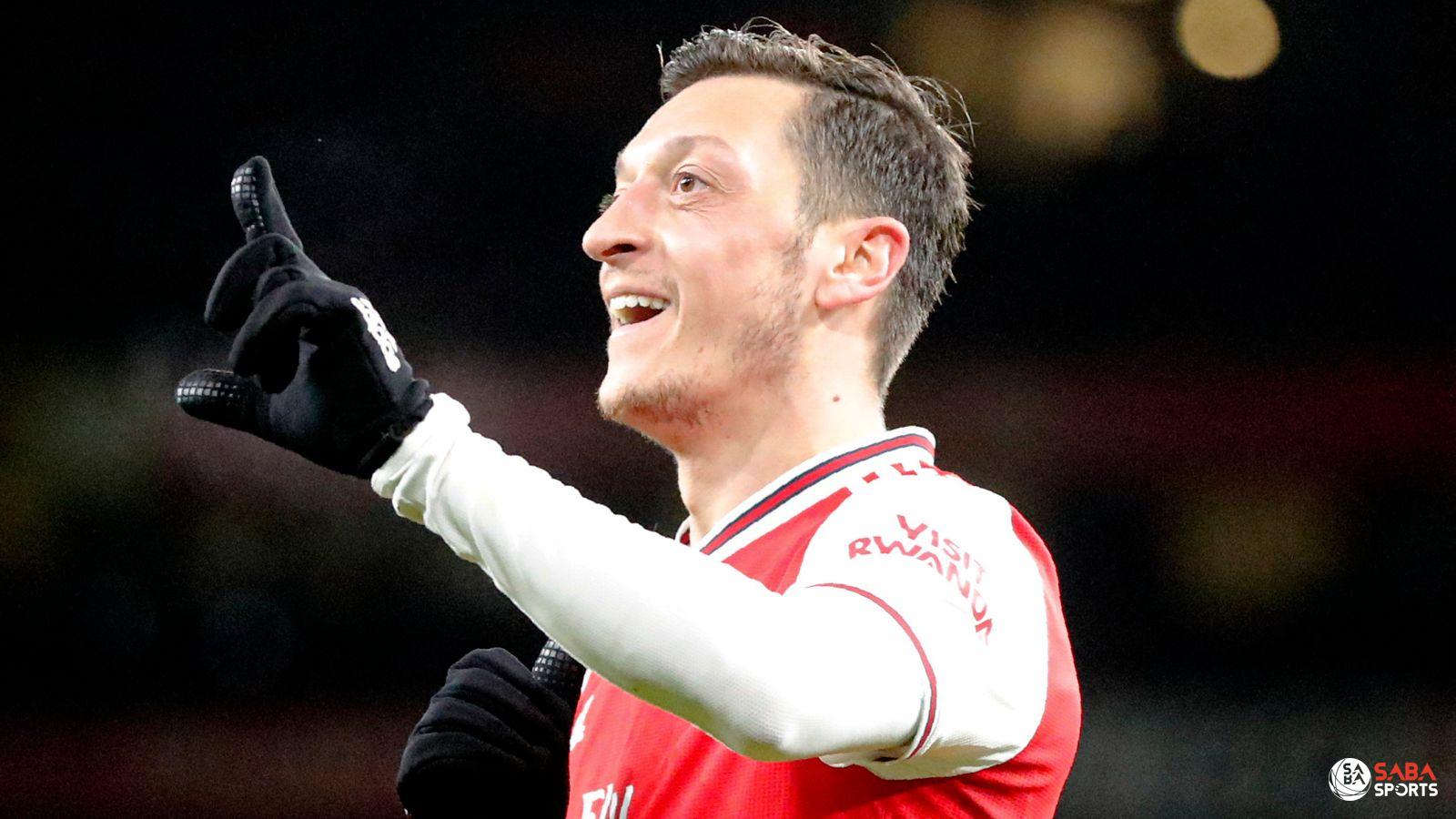 Mesut Ozil sắp tìm thấy lời giải cho bài toán tương lai