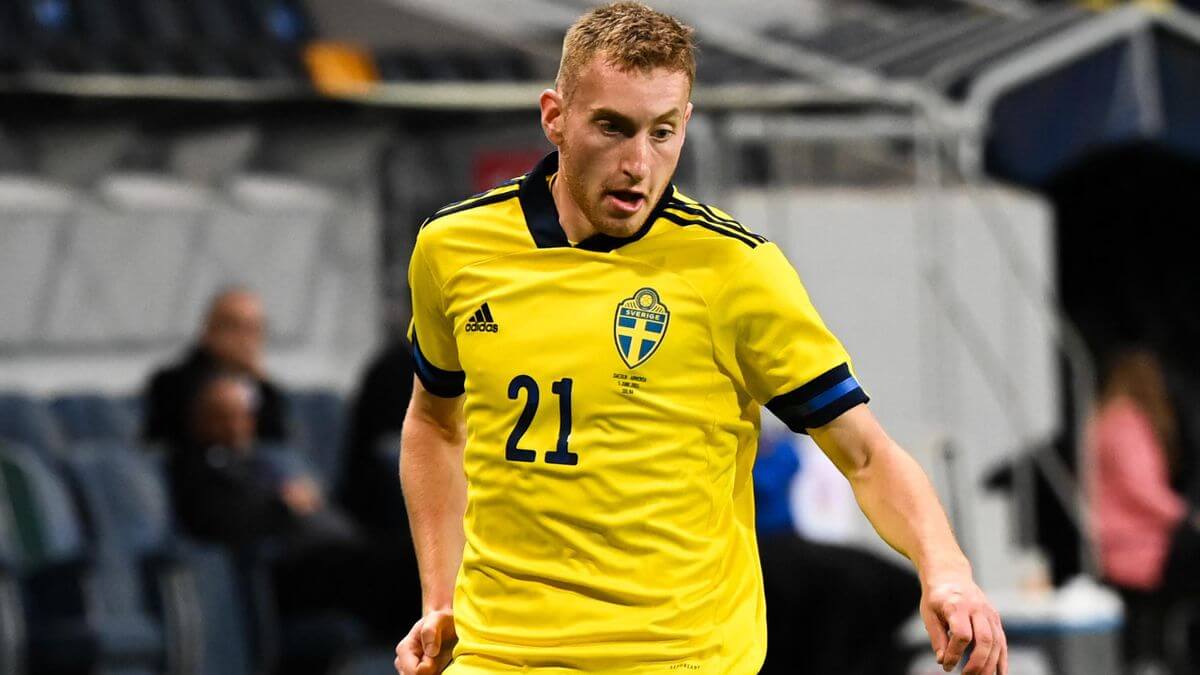 Kulusevski dính COVID-19, Thụy Điển như ngồi trên đống lửa