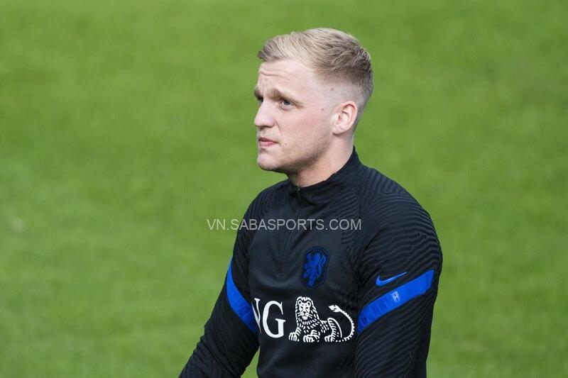 Van de Beek chưa thể phục vụ ĐTQG tại Euro hay World Cup. (Ảnh: L‘Equipe)