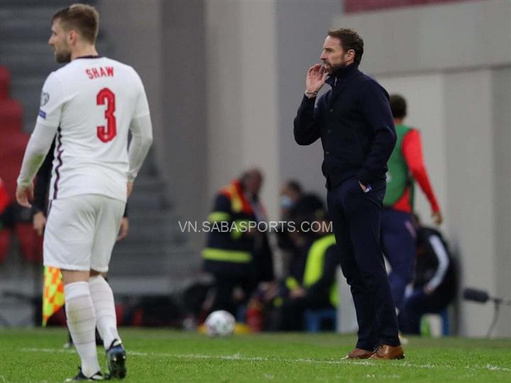 HLV ĐT Anh giải thích việc không né các đối thủ ở bảng F