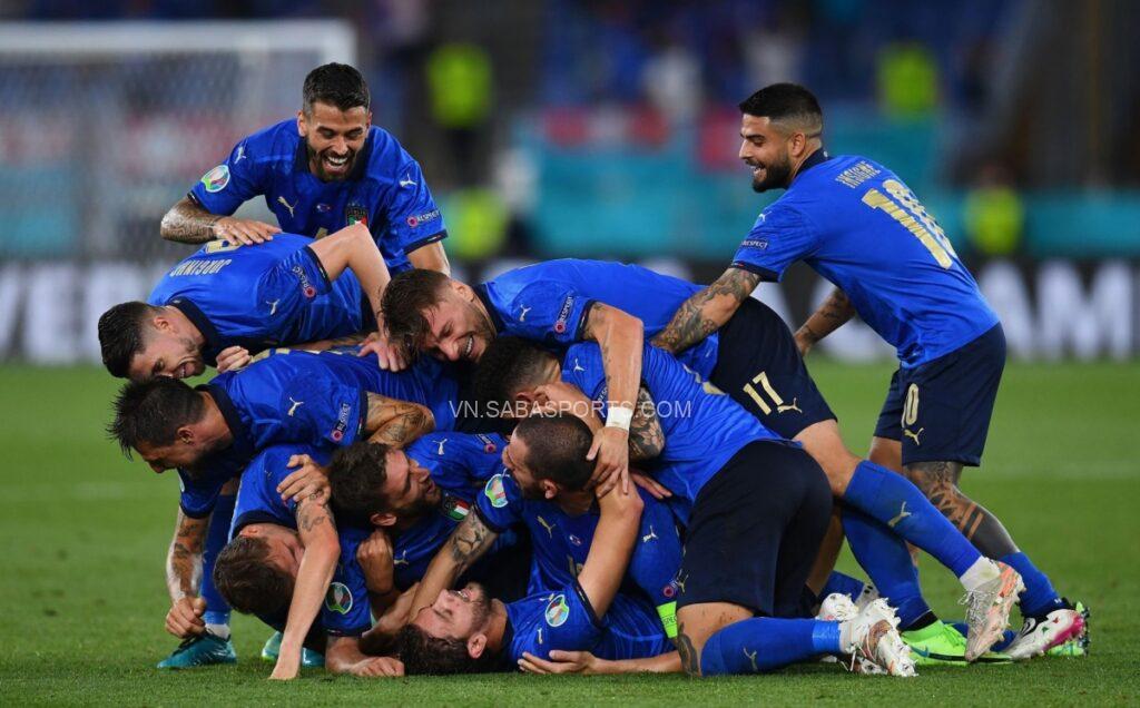 Ý của Mancini là một tập thể chất lượng