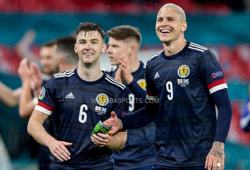 Scotland bế tắc vì hàng tiền đạo kém