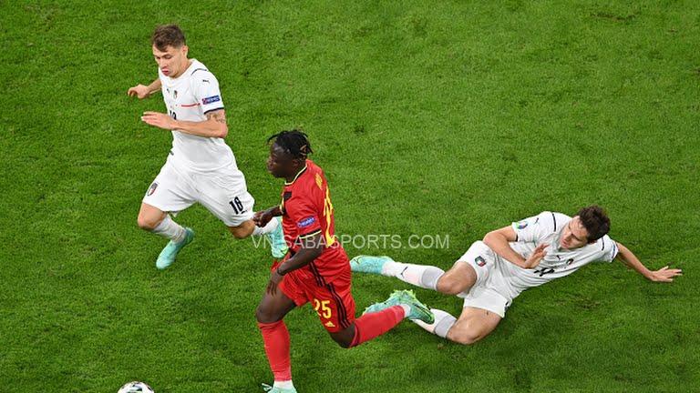 Bỉ không thể tấn công vì bị Ý dồn ép quá nhiều.