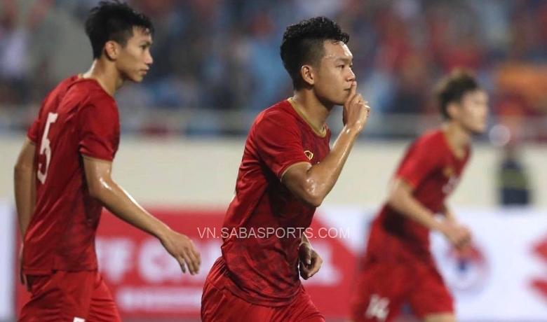 Thành Chung rất có duyên ghi bàn dù là một cầu thủ phòng ngự