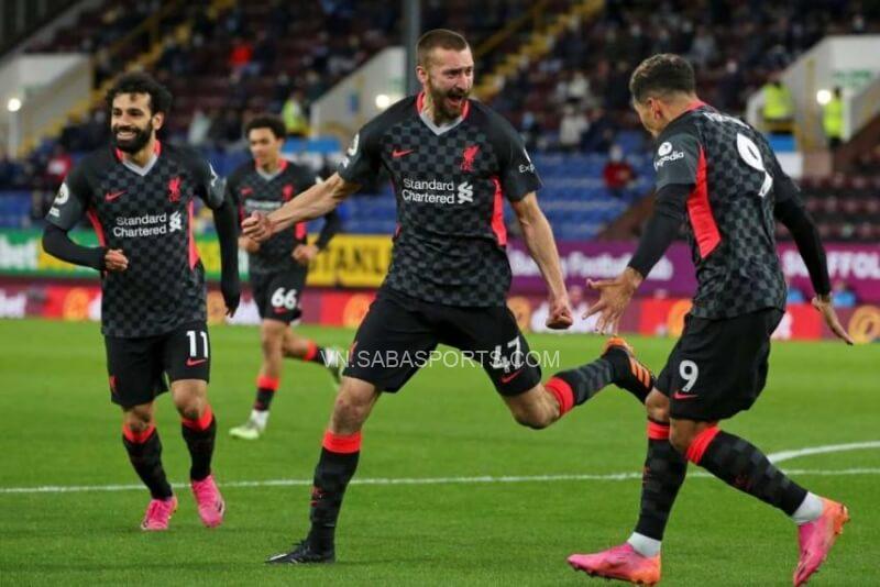 Hậu vệ 24 tuổi lập công trong chiến thắng Burnley