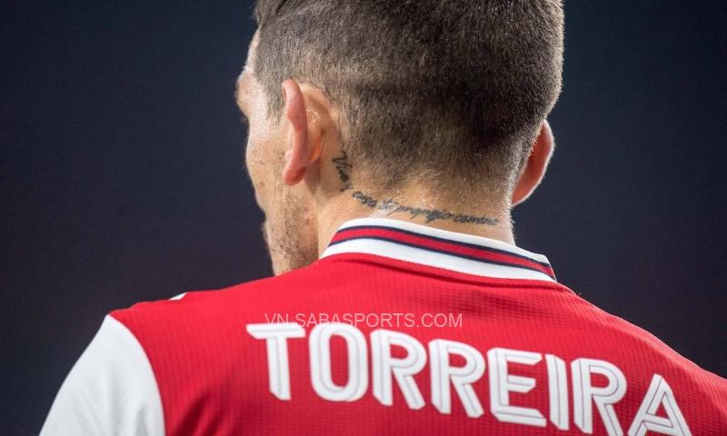 Torreira đã có mặt ở Ý nhưng vẫn là người của "Pháo thủ"