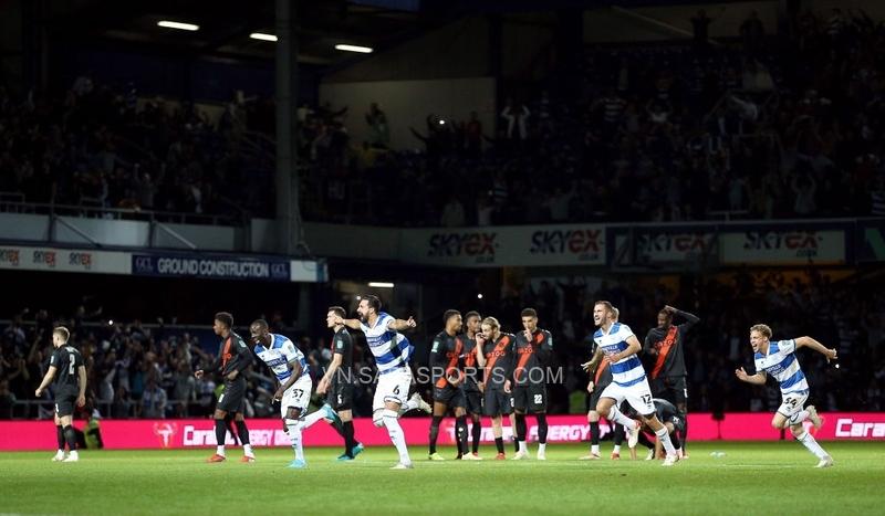 QPR ăn mừng sau khi tạo ra bất ngờ trước Everton
