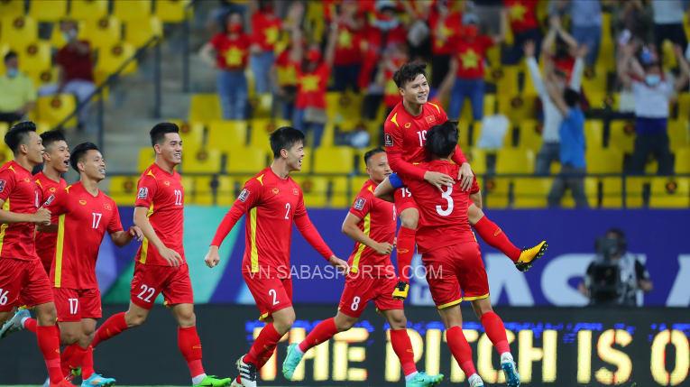 Quang Hải là cầu thủ đầu tiên ghi bàn cho đội tuyển Việt Nam tại vòng loại World Cup thứ 3