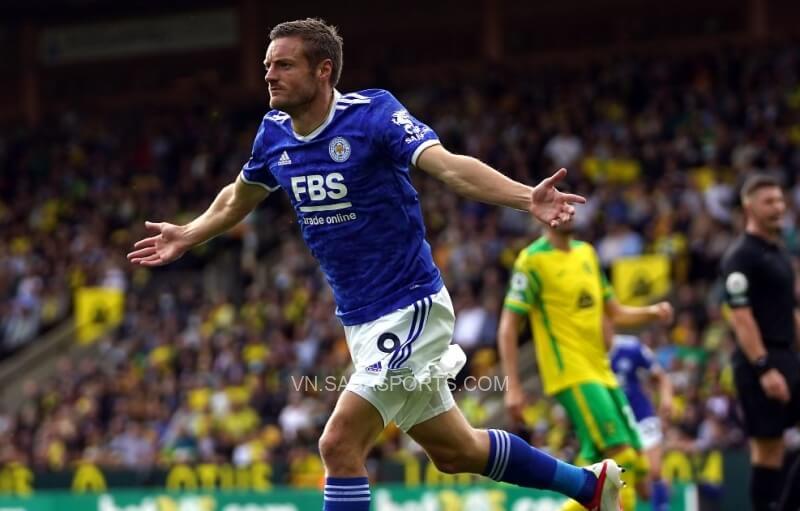 Leicester vừa đánh bại Norwich 2-1 trên sân khách