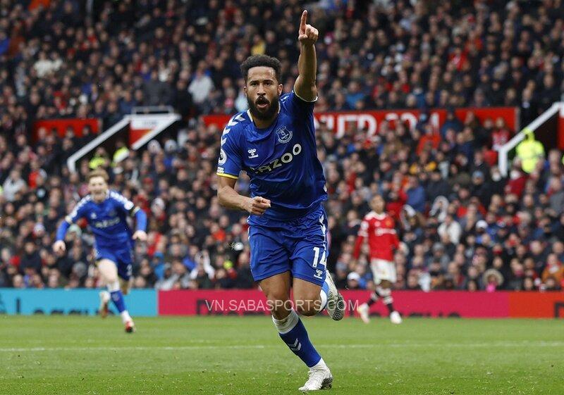 Townsend kết thúc pha phản công hoàn hảo của Everton
