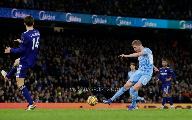 Cú nã đại bác của De Bruyne xứng đáng có tên trong top bàn thắng đẹp nhất tháng 12