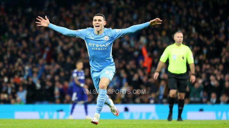 Foden khai màn cho bữa tiệc bàn thắng thịnh soạn của Man City