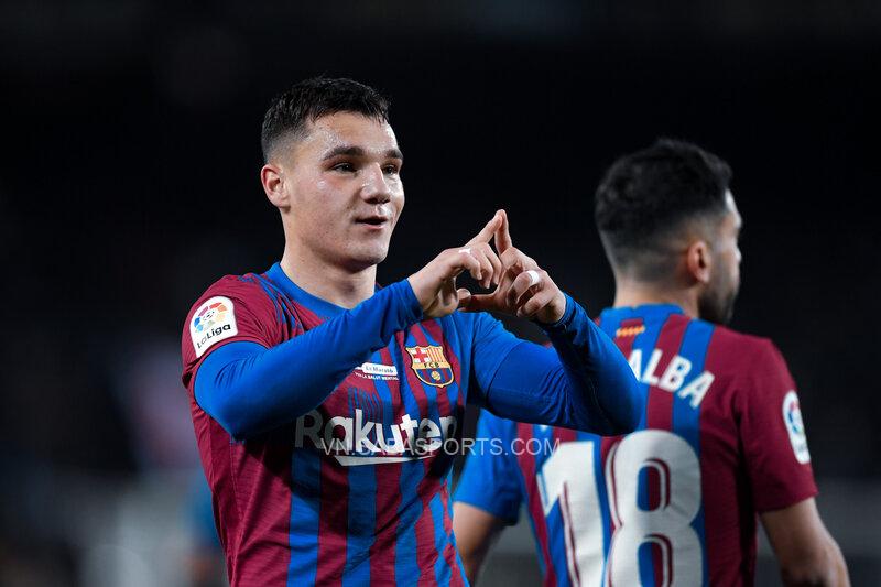 Barca nhọc nhằn vượt khó nhờ vào dàn đội hình trẻ