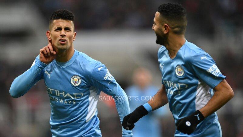 Thắng lợi 4 sao hoành tráng giúp Man City củng cố ngôi đầu