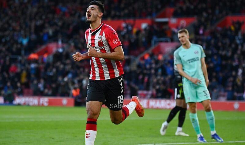 Broja ăn mừng bàn thắng vào lưới Brighton. (Ảnh: Twitter)