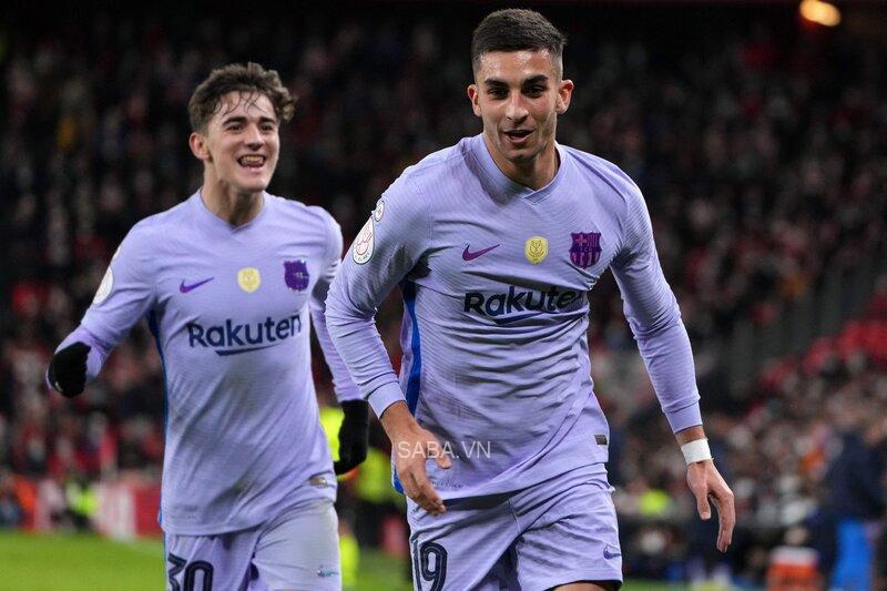 Ferran Torres có bàn thắng đầu tiên cho Barcelona