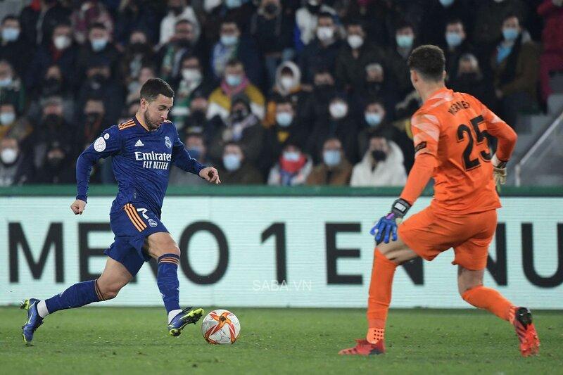 Eden Hazard đem về bàn thắng quyết định