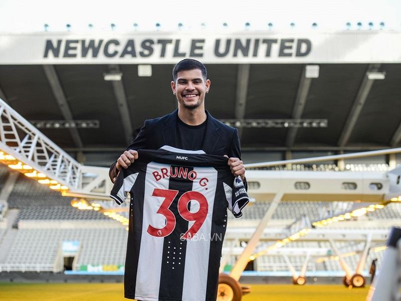 Đằng sau số áo 39 là một câu chuyện ý nghĩa của gia đình Guimaraes