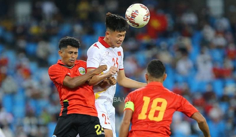 Thủ môn U23 Việt Nam tiết lộ cảm giác khi đá tiền đạo