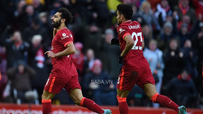 Hàng công bùng nổ giúp Liverpool giành chiến thắng