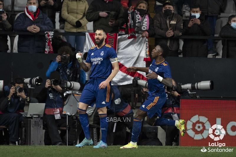 Benzema đem về bàn thắng duy nhất của trận đấu