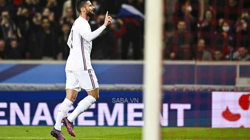 Cả 3 tiền đạo của Pháp trận này đều nổ súng