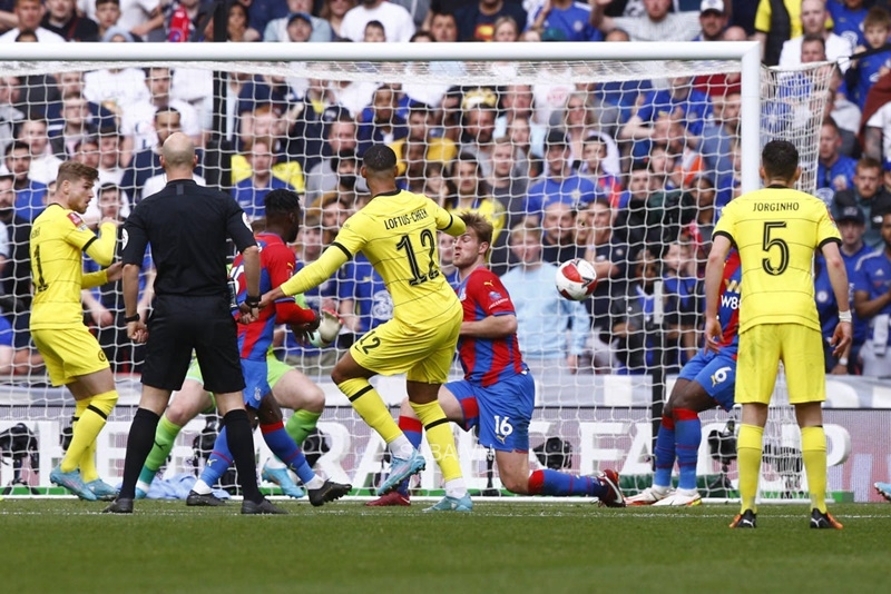 Những bàn thắng chóng vánh giúp The Blues nhẹ nhàng đi tiếp