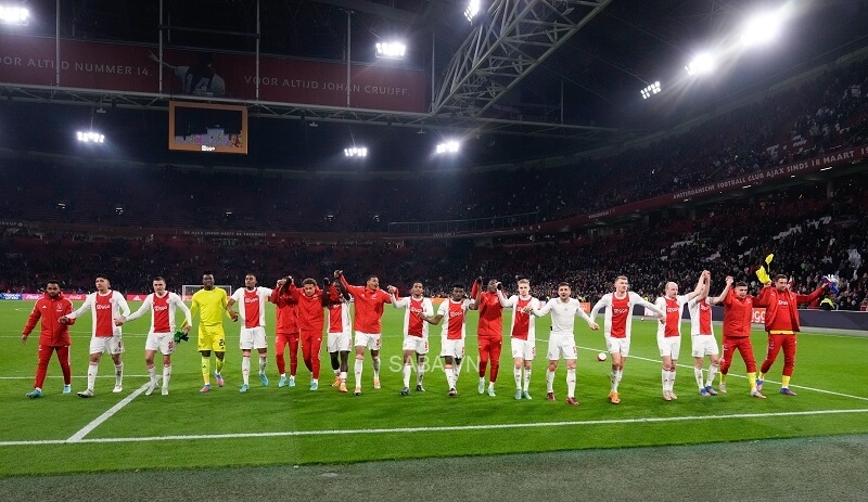 Đội bóng Hà Lan đang đứng trước cơ hội thống trị giải quốc nội