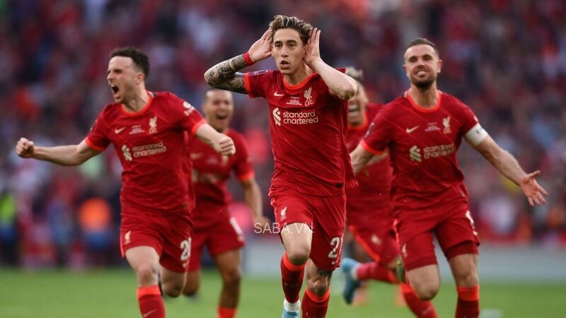 Quả đá phạt đền quyết định của Tsimikas mang về chức vô địch cho Liverpool