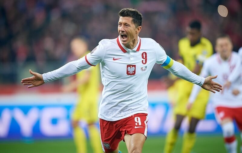 Gạt đi những vấn đề tại Bayern Munich, Lewy vẫn sẽ cống hiến hết mình cho ĐTQG.