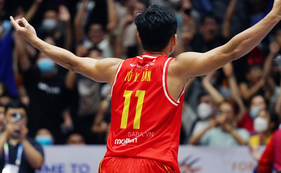 Đánh bại 'ông kẹ' Philippines, bóng rổ Việt Nam sáng nước đổi màu huy chương