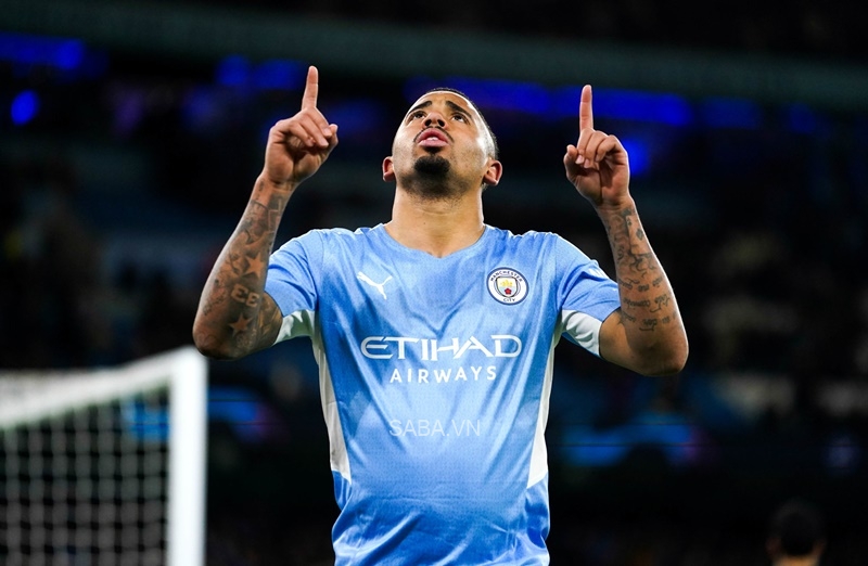 Gabriel Jesus đang là mục tiêu hàng đầu của Pháo thủ