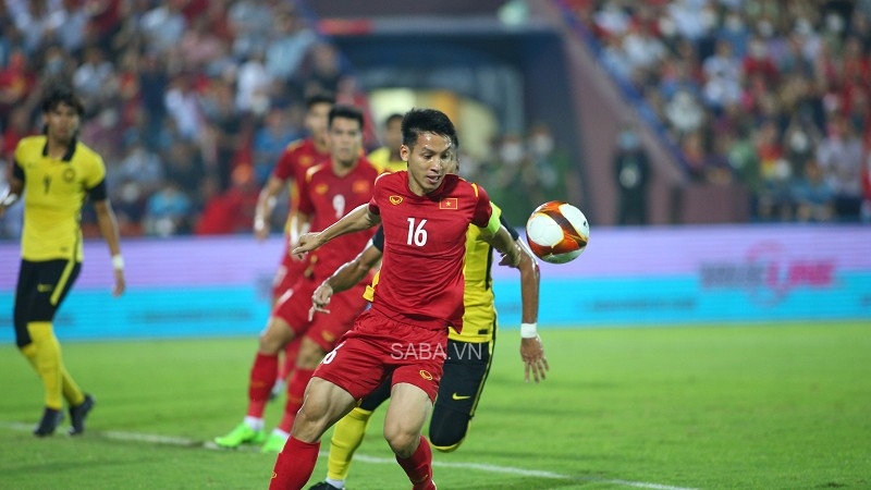 Hùng Dũng thi đấu không biết mệt mỏi trong suốt 120 phút