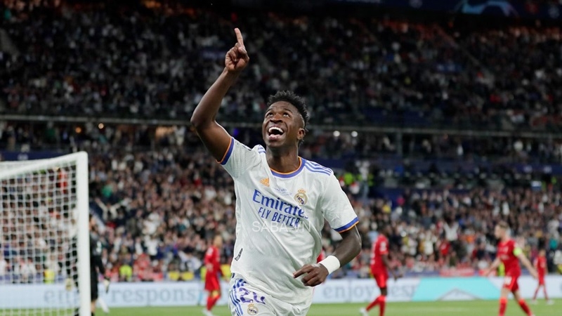 Pha lập công duy nhất của Vinicius giúp Real Madrid lên đỉnh Châu Âu
