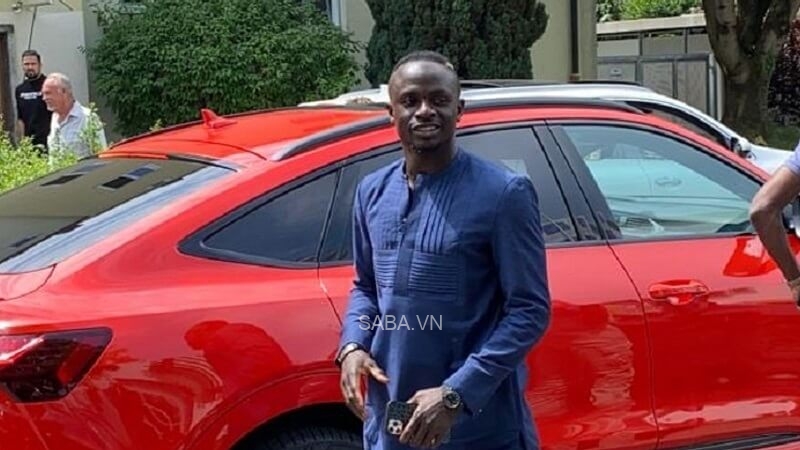 Sadio Mane có mặt ở Bayern để kiểm tra y tế