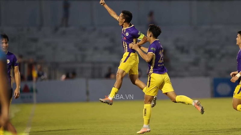 Hà Nội bay cao với dàn lực lượng đồng đều