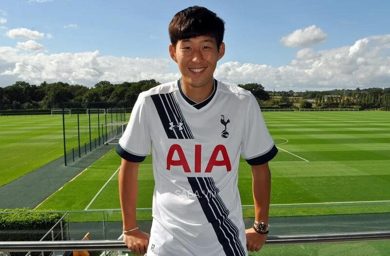 Son ra mắt Tottenham năm 2015.