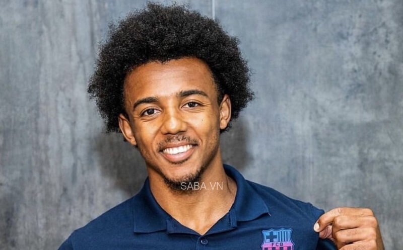 XÁC NHẬN! Barca đón tân binh thứ năm đầy tranh cãi