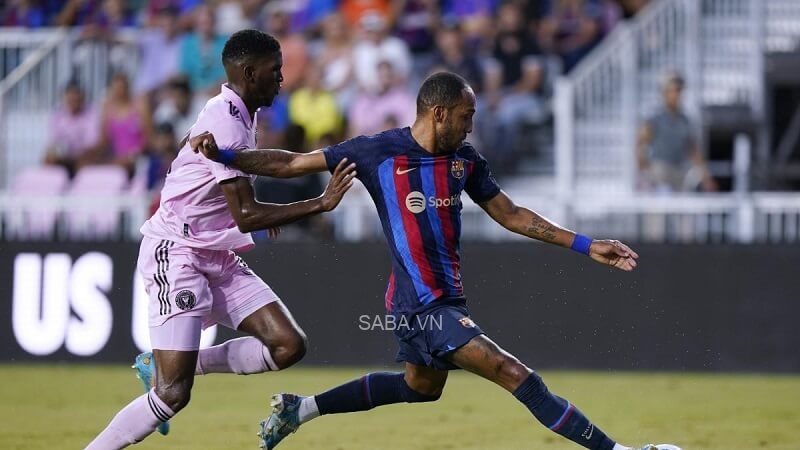 Aubameyang là người ghi bàn đầu tiên của trận đấu