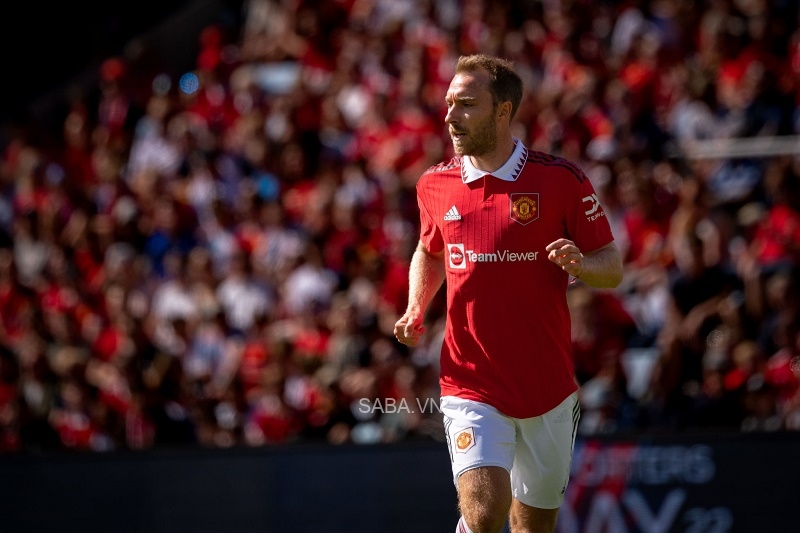 Eriksen có trận ra mắt MU