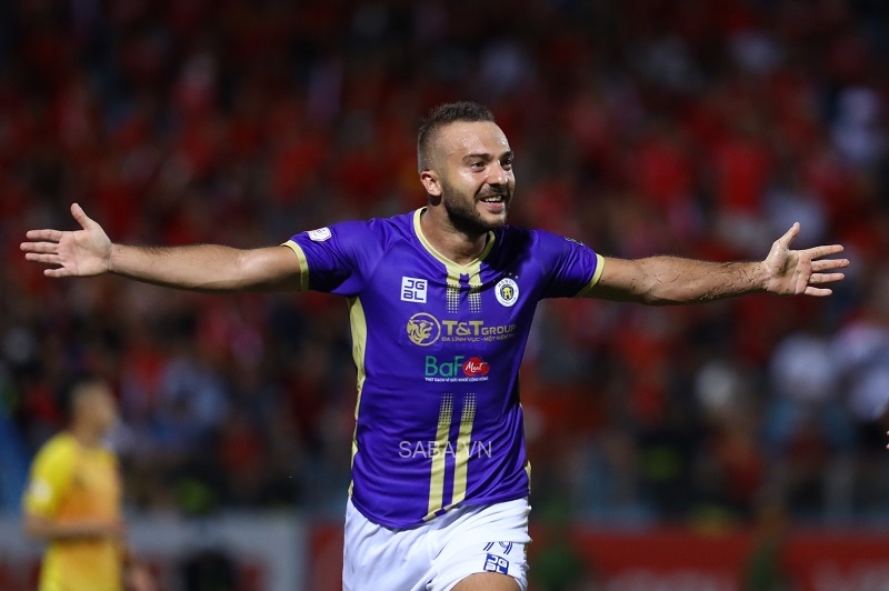 Chiến thắng trước Hải Phòng giúp Hà Nội trở lại ngôi đầu BXH