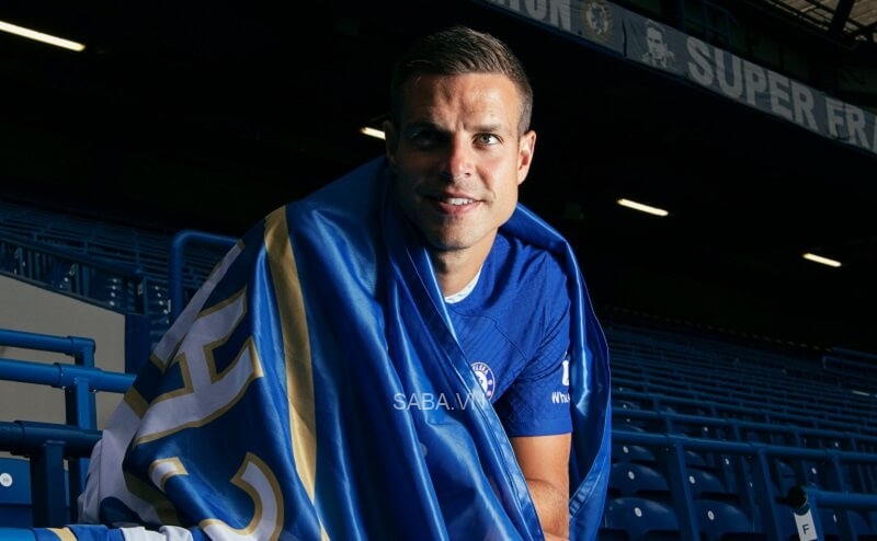 CHÍNH THỨC! Đội trưởng quay xe, ở lại Chelsea thay vì chuyển đến Barca