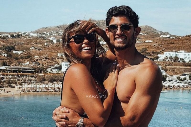 Bạn gái Goncalo Guedes khiến dân mạng trầm trồ với body phồn thực