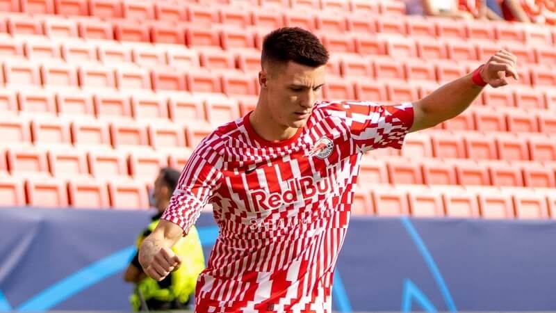 Benjamin Sesko sẽ đến RB Leipzig